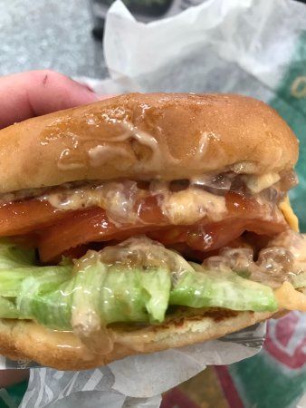 Carl's Jr